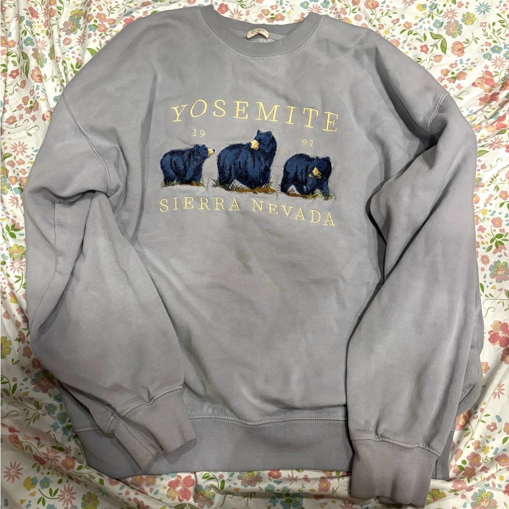 Light Blue Yosemite Sierra Nevada Crewneck